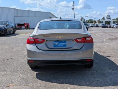 2025 Chevrolet Malibu - Photo 4