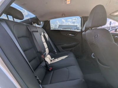 2025 Chevrolet Malibu - Photo 22
