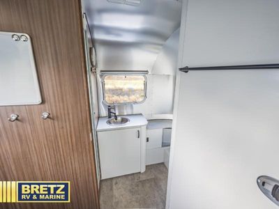 2022 Airstream Caravel - Photo 13