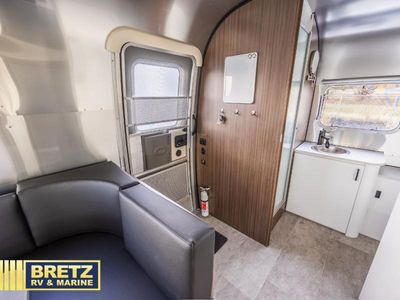 2022 Airstream Caravel - Photo 15