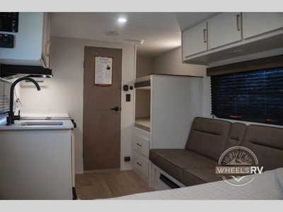 2026 Grand Design Transcend One - Photo 18
