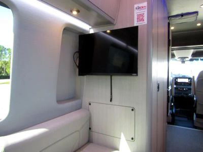 2027 Grech RV STRADA-ION - Photo 21