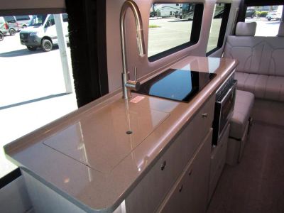 2027 Grech RV STRADA-ION - Photo 8
