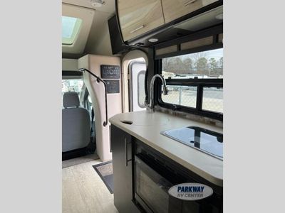 2017 Thor Motor Coach Compass - Photo 12