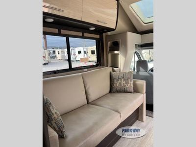 2017 Thor Motor Coach Compass - Photo 11