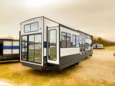 2026 Forest River RV Cherokee Timberwolf - Photo 7