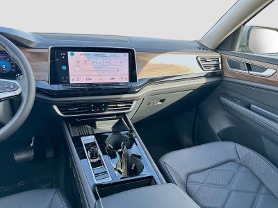 2026 Volkswagen Atlas — photo 17 view