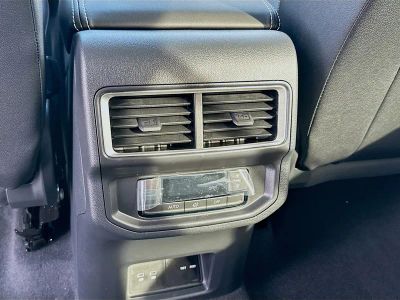 2026 Volkswagen Atlas — photo 18 view