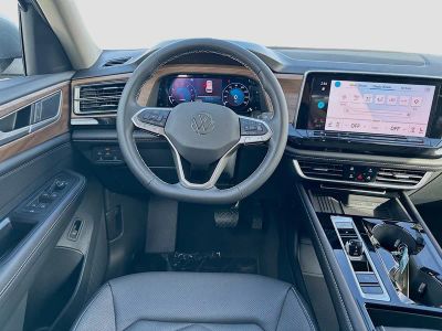 2026 Volkswagen Atlas — photo 16 view