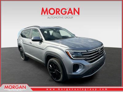 2026 Volkswagen Atlas 2.0T SE w/Technology in Mist — front three-quarter view