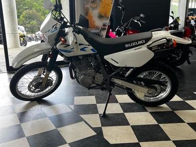 2026 Suzuki DR650S - Photo 5
