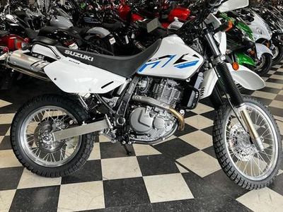 2026 Suzuki DR650S - Photo 2