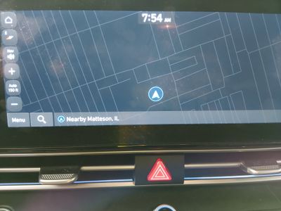 2024 Hyundai Elantra — photo 17 view