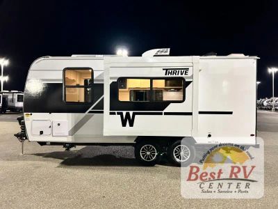 2026 Winnebago Thrive - Photo 8