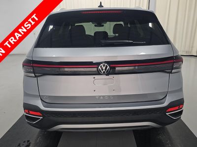 2025 Volkswagen Taos - Photo 5