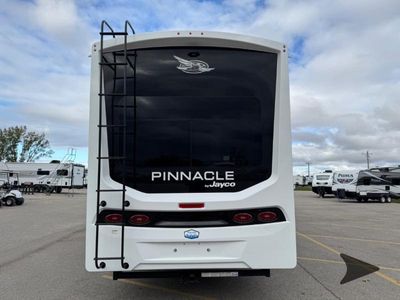 2026 Jayco Pinnacle - Photo 6