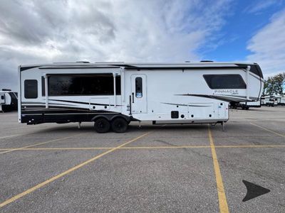 2026 Jayco Pinnacle - Photo 7