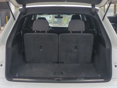2025 Audi Q7 — photo 13 view