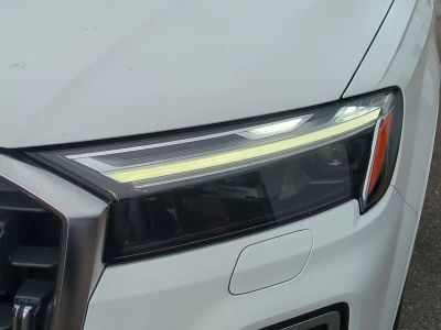 2025 Audi Q7 — photo 10 view