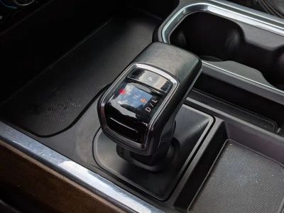 2024 Chevrolet Silverado 1500 — photo 17 view