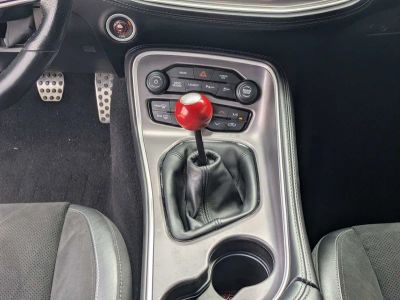 2022 Dodge Challenger — photo 18 view