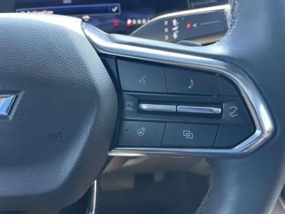 2025 Chevrolet Tahoe - Photo 22