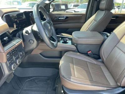 2025 Chevrolet Tahoe - Photo 16
