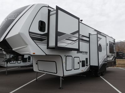 2026 Grand Design Momentum G-Class - Photo 2