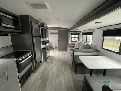 2022 Cruiser Embrace - Photo 10