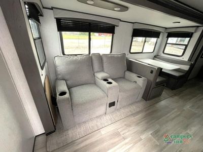 2022 Cruiser Embrace - Photo 27