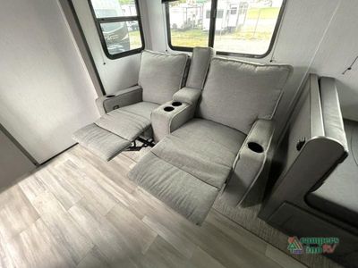 2022 Cruiser Embrace - Photo 30