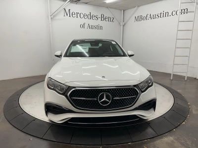 2026 Mercedes-Benz E-Class - Photo 2