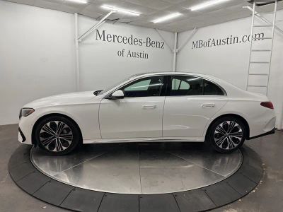2026 Mercedes-Benz E-Class - Photo 4