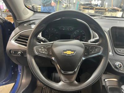 2023 Chevrolet Malibu — photo 12 view