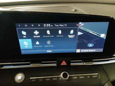 2024 Hyundai Elantra — photo 20 view