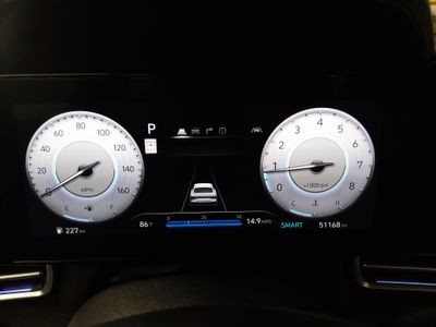 2024 Hyundai Elantra — photo 14 view