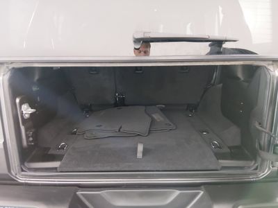 2025 Jeep Wrangler — photo 11 view