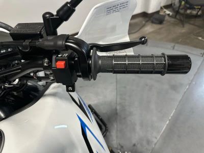 2026 Suzuki DR650S - Photo 12