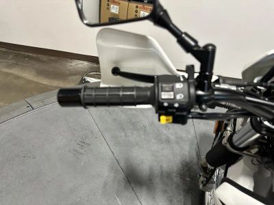 2026 Suzuki DR650S - Photo 13