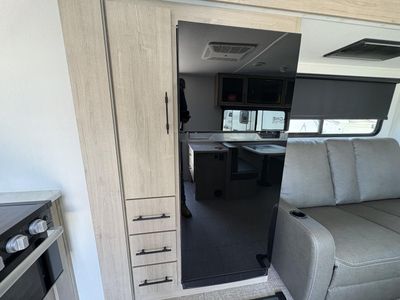 2026 Grand Design Imagine XLS — photo 16 view