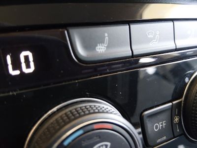 2024 Volkswagen Taos - Photo 18
