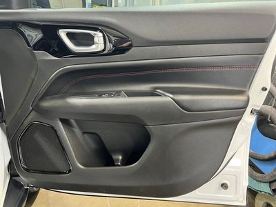 2023 Jeep Compass — photo 21 view