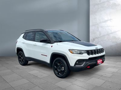 2023 Jeep Compass — photo 8 view
