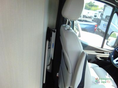 2025 Grech RV Turismo-ion AWD - Photo 38