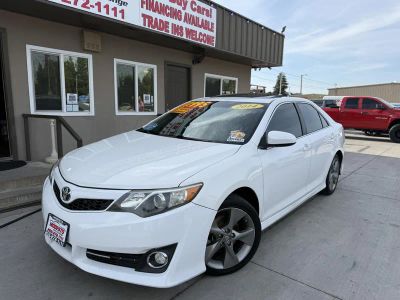 2014 Toyota Camry - Photo 7
