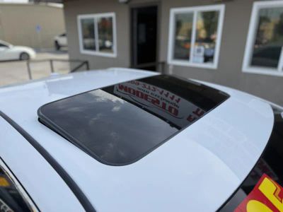 2014 Toyota Camry - Photo 9