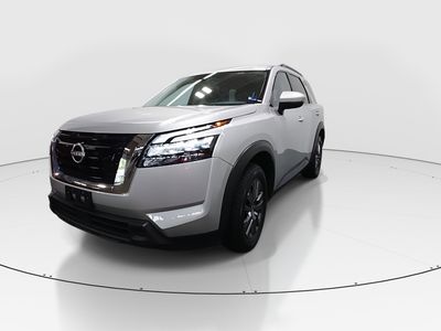 2025 Nissan Pathfinder — rear three-quarter view