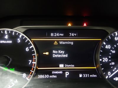 2025 Nissan Pathfinder — photo 14 view