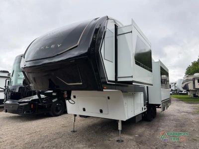 2027 Brinkley Model Z - Photo 4