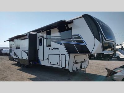 2025 Keystone RV Fuzion - Photo 1